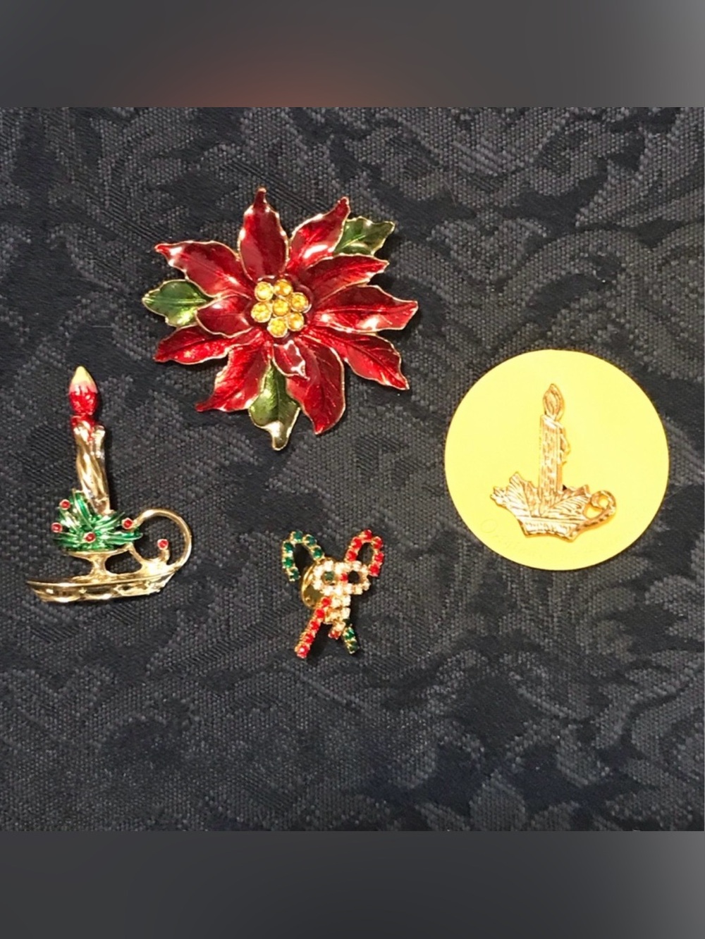 VINTAGE-Bundle of 4 Gorgeous, Vintage Christmas Pins!
